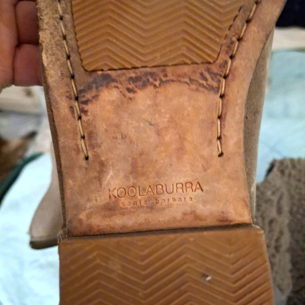 Koolaburra By UGG WARM WINTER BOOTS! BEAUTIFUL SHAPE - Picture 5 of 9